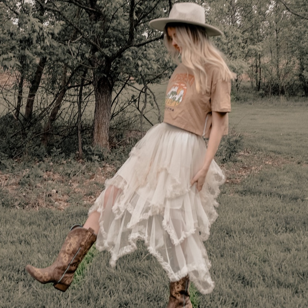 New Bohemian White Midi Ruffle Layered Skirt